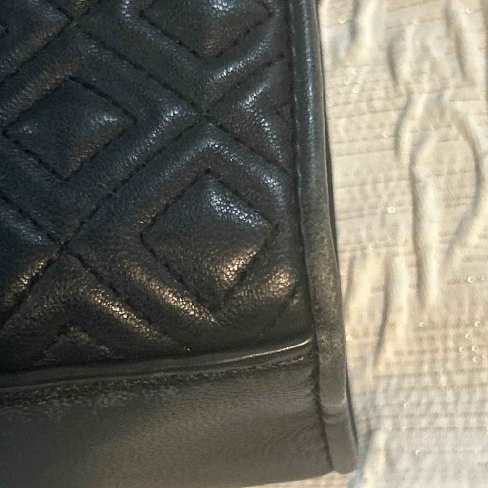 Tory Burch tory burch